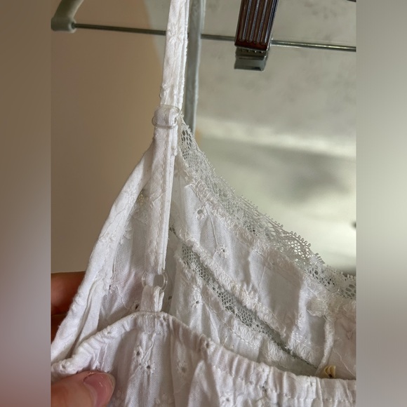 Vintage white eyelet babydoll top - Picture 3 of 5